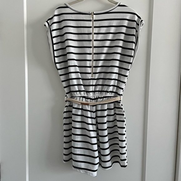 NWOT Bobbles & Lace Striped Romper - Picture 3 of 8